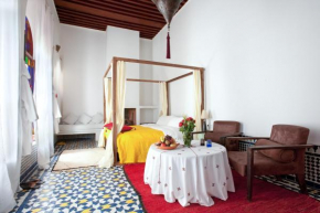 Отель Riad Tizwa Fes  Фес